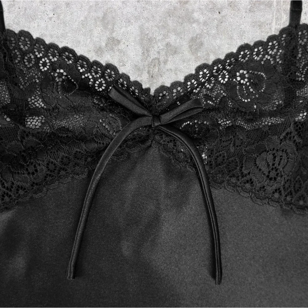 Morgan Taylor Intimates Black Satin Lace Teddy/Nightie sz M - Picture 4 of 5